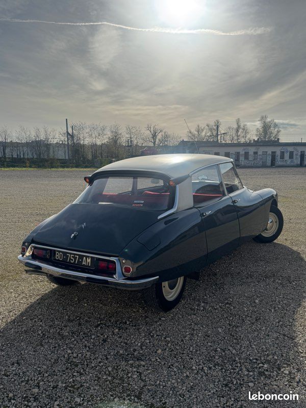 Superbe id 19 1967 — photo 2